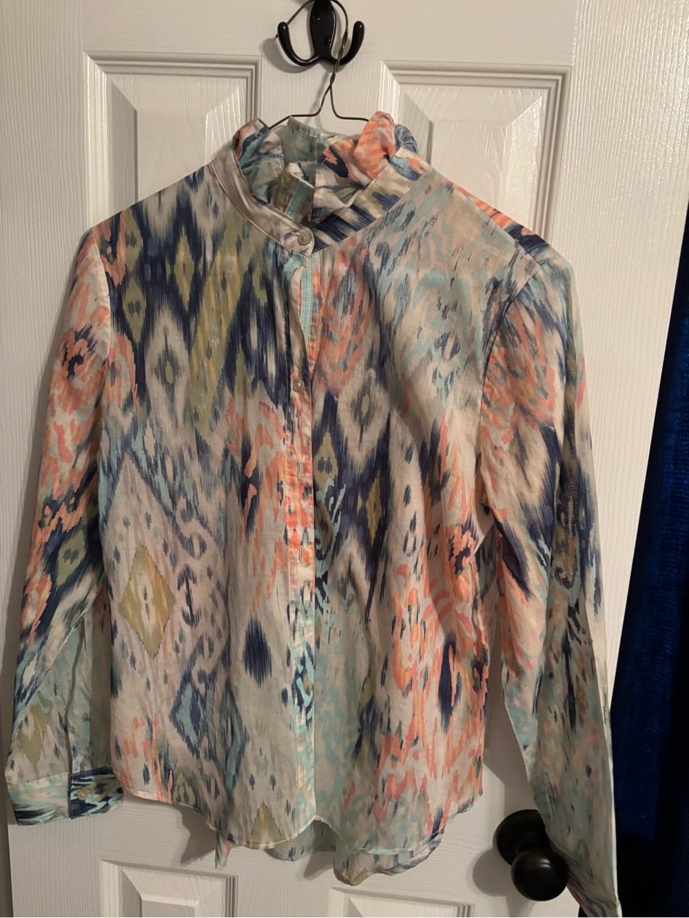 Chico's Multicolor Ikat Button-Down Shirt - Coral, Navy, Aqua size 0 B-18 L-23